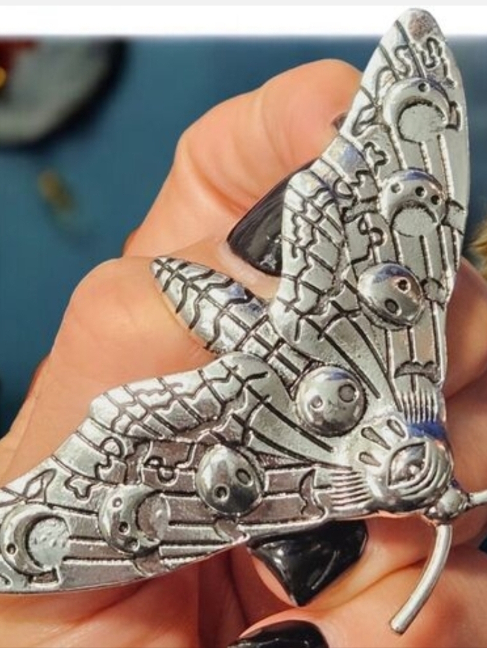 Luna Moth Hair Clip Gothic Silver Hair Accessory Retro Barrette Celestial Witchy - Picture 4 of 6